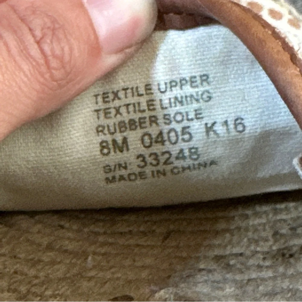 TORY BURCH tan / white Shaw canvas logo slip on espadrilles 8